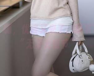 秀人网 - 嗨，优酱又来了：居家写真中的“无圣光情节”