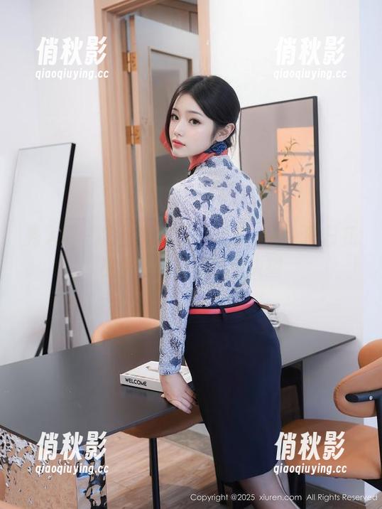 秀人网 - 肉丝的作品，资源一把，明日花桃桃果然没有让我失望
