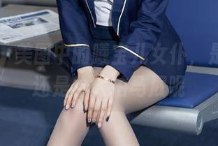 秀人网 - 美图中的曦宝儿女仆，是要上菜还是给人拍马屁呢