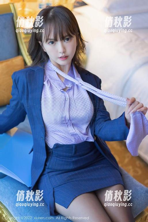 秀人网 - 当喜欢打扮的温妮遇上丝袜：你想象不到的反转！