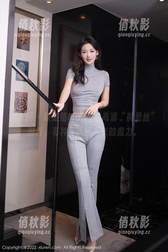 秀人网 - 顾楚楚Maily的高清“裤里丝”图片，有种让人停下来的魔力。