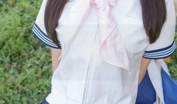 稚乖画册 - 赤西夜夜的吉他少女，在高清里彷佛在轻声歌唱
