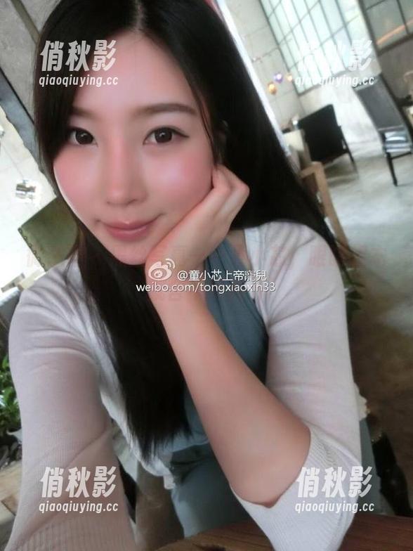 微密圈 - 黑丝写真——童小芯，眼睛根本就舍不得移开
