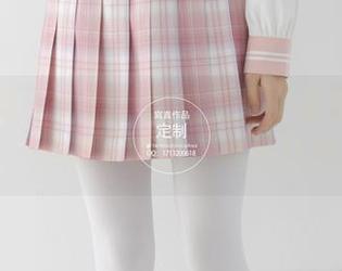 紧急企划 - 小婕的睡衣美图：看得我都想换上了，快来下载吧，就当打打病毒！