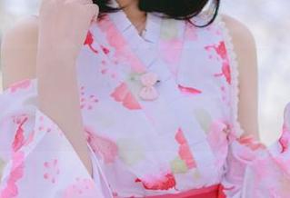 办公室中无意间的清新感，羽天shine高清写真让你探个究竟