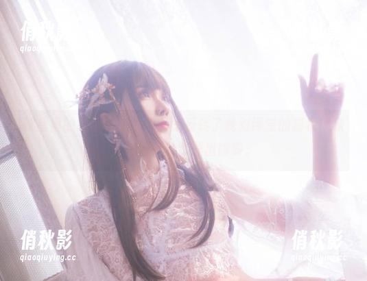 翎柒菜菜 教室里的翎柒菜菜,作品集反转了我对课堂的刻板印象,原图不按常理出牌啊。