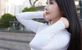 蜜桃社 - 真希的女友精选：光…是从哪儿洒来的，总是让人意想不到。