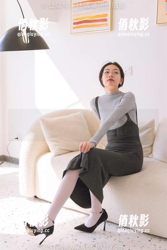 袜啵啵 - 看了小安的学妹系列，我决定重新审视一下整个大学时代！