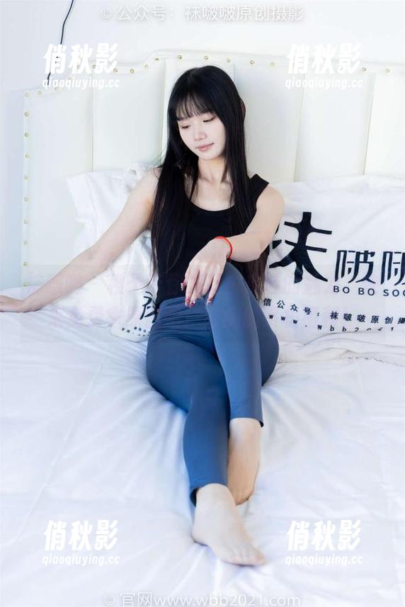 袜啵啵-稚予 袜啵啵 - 稚予带你见证白皮鞋的魅力,快来免费拿原图吧!鞋痴的终极福利!