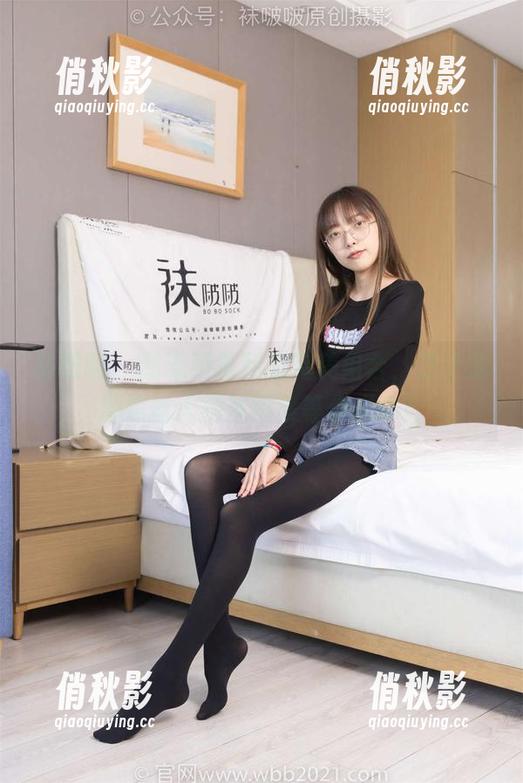 袜啵啵-芝士 袜啵啵 - 潮流和福利的完美组合,芝士的厚黑丝大腿袜图集等你来拿!
