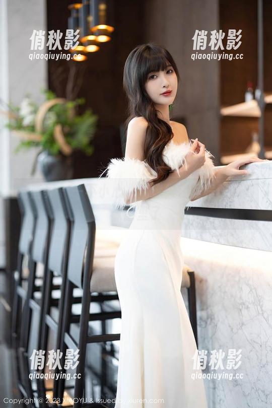 语画界 - 一不小心，就迷失在程程程的网袜图里了