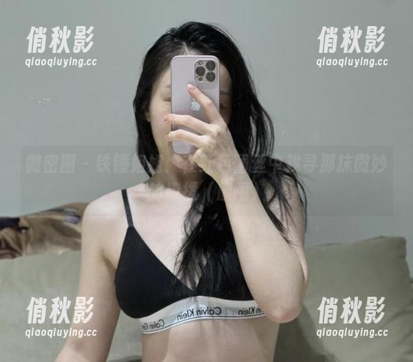 微密圈 - 铁锤姐姐：在红色蕾丝中找寻那抹微妙的撩拨（原图）