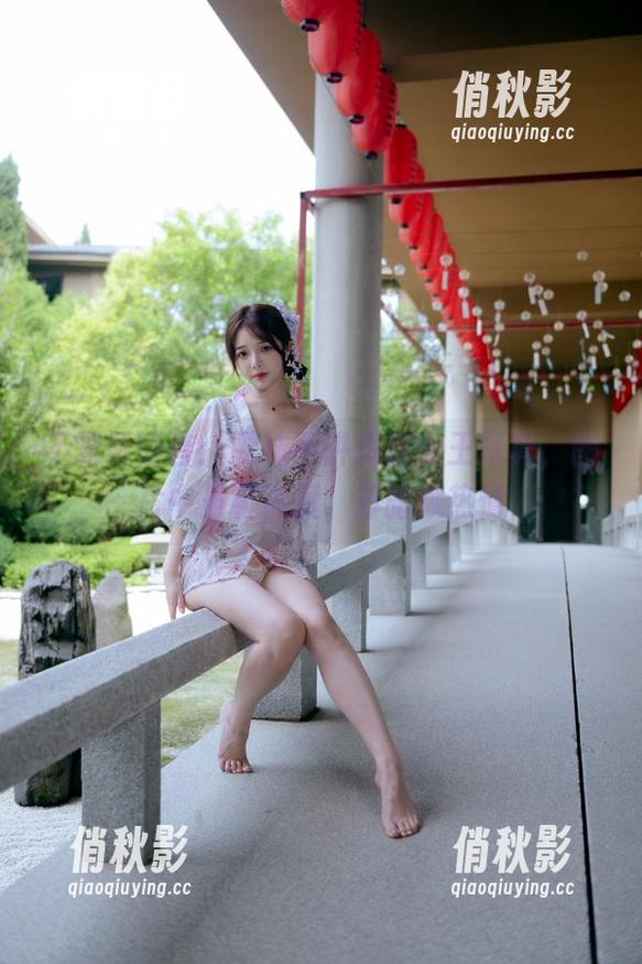 不需要语音：雯妹不讲道理女王写真，图片中虽有冷漠，却暗藏热情