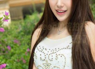 青豆客 - 王婉悠Queen的旅拍在这里，美图一发，光照也太有恃无恐了吧？