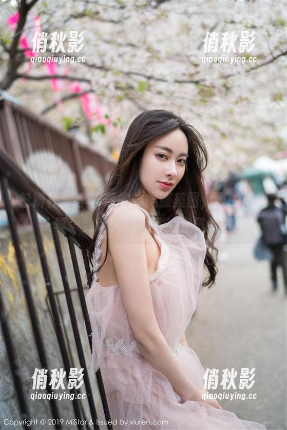 魅妍社 - 李梓熙的体操服美图，真的是“认真”到让人想问她的穿戴教程！