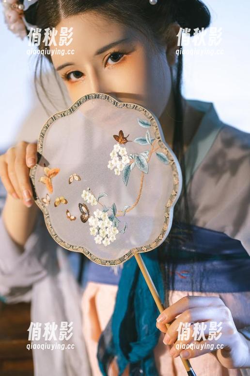 鹿八岁baby美图新尝试，私房中的死库水让人忍不住想多看几眼