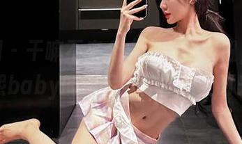 微密圈 - 干嘛不来个“储存”按钮，让黎允熙baby的玉足陪伴你放空时光！